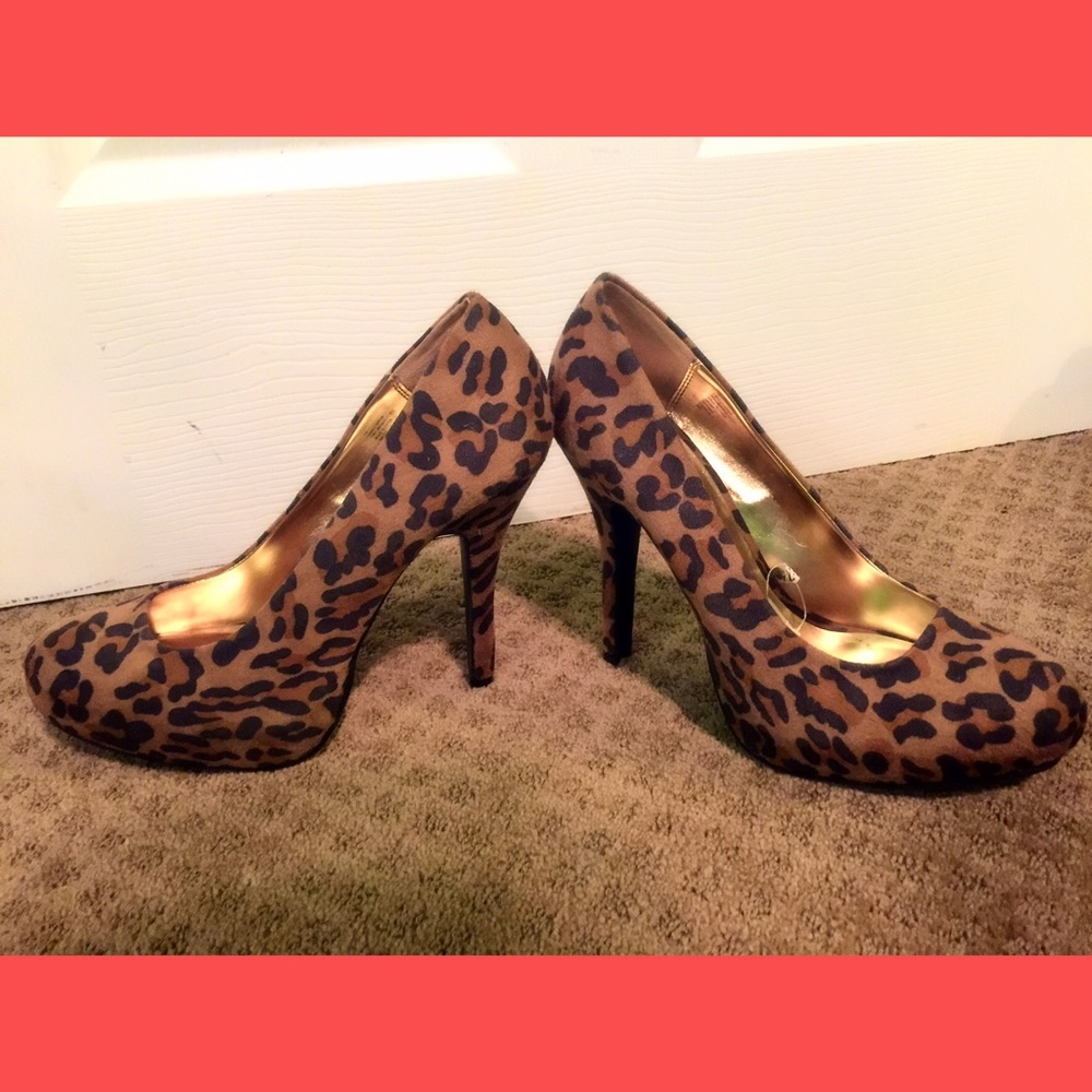 💠Cheetah pumps💠